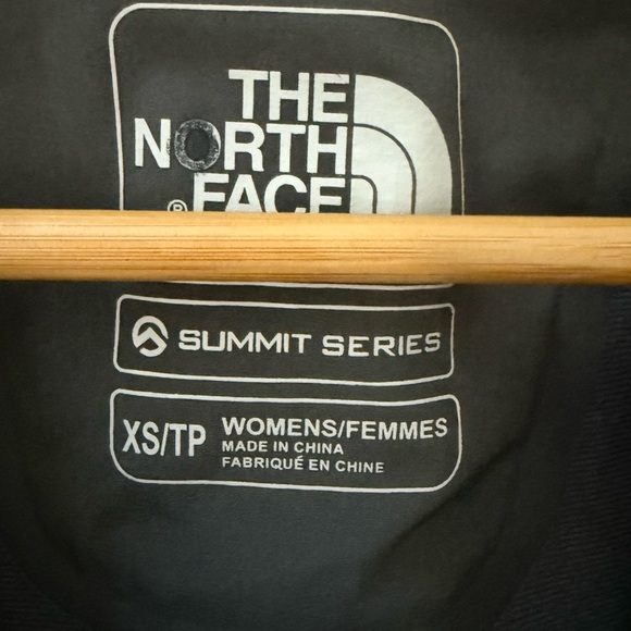 The North Face Women’s Grey Full Zip Jacket! XS! - Picture 7 of 10